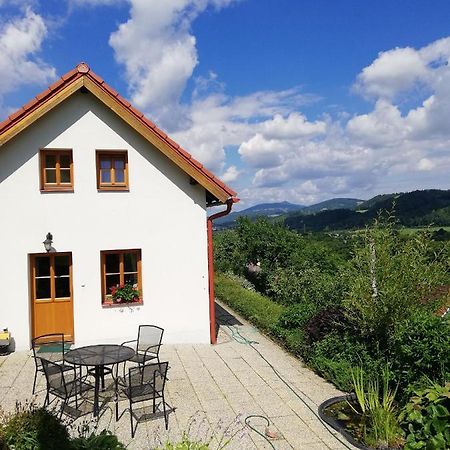 Villa Charming House With Beautiful Landscape à Frýdštejn Extérieur photo