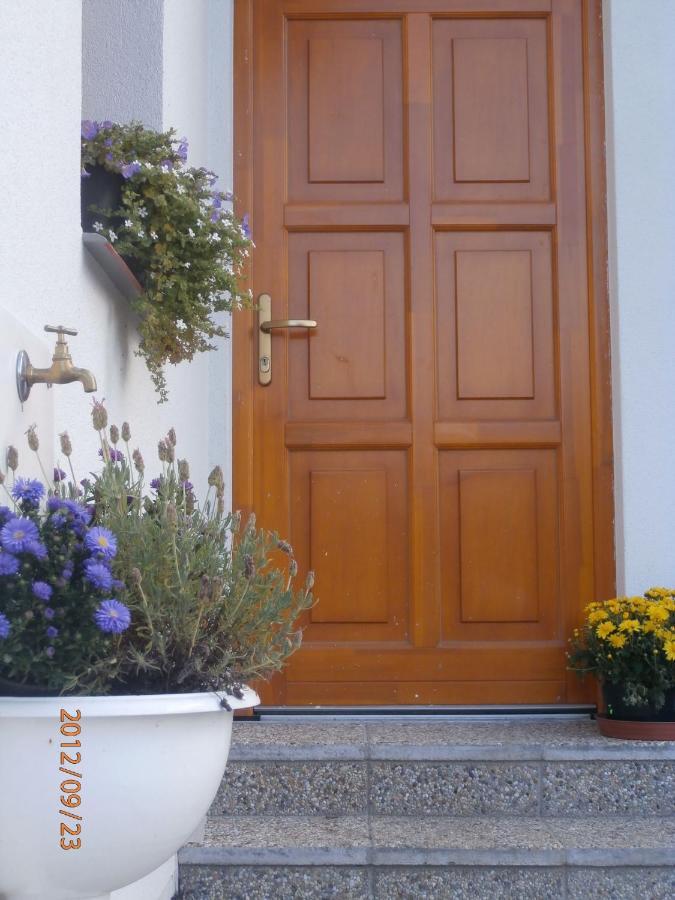 Villa Charming House With Beautiful Landscape à Frýdštejn Extérieur photo